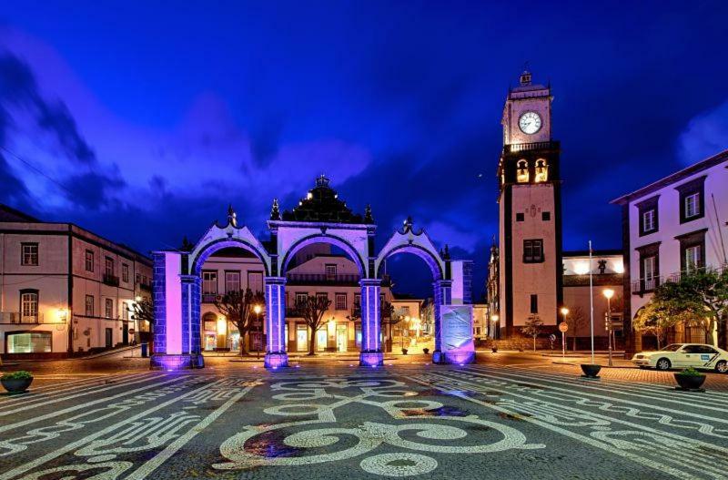 2 Towers Apartment Ponta Delgada Dış mekan fotoğraf